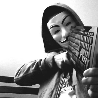 INTP/Geek/Hacking4fun. I am a believer of technology, openness and freedom. Maybe I could be a Full Stack Developer?