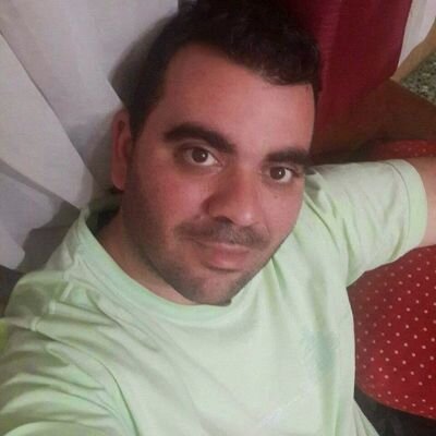 auxiliar contable impositivo, 
Bostero,
Peronista k, 
hincha de chevrolet
