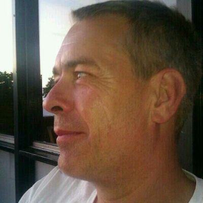 LogiclevelVan's profile picture. 