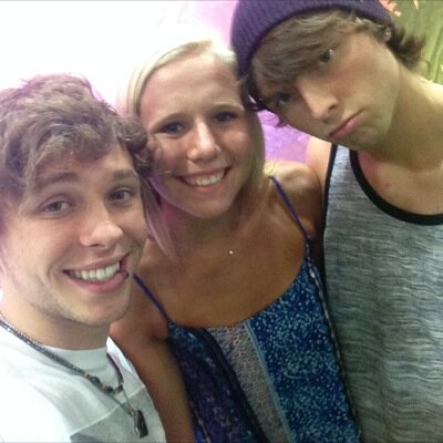 Bless me with a heart of gold! I love Emblem3! Wesley and Emblem3 follow! #E3forever