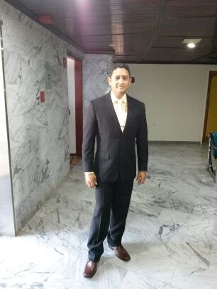 Sempaini's profile picture. En el camino de la mano vacia.