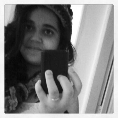 gosto dos boy band one direction,dos rebeldes, restart,gosto pizza vegetaliana gosto muito de dançar
