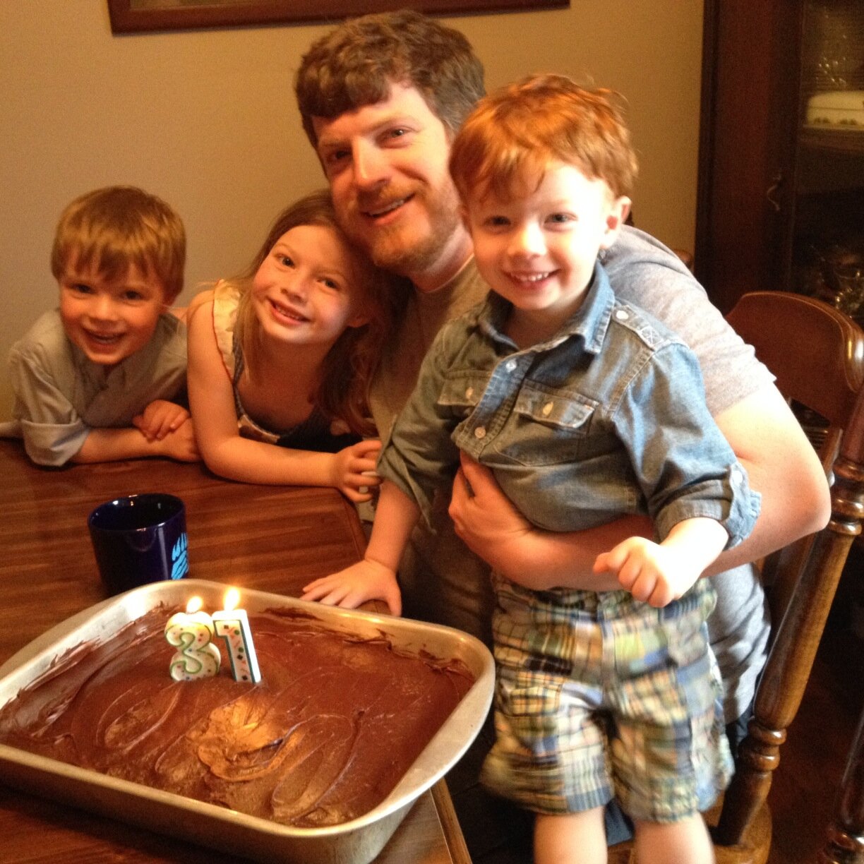 Churchman, husband of @sarahgomer04, father of three, PhD student @MBTS, also gainfully employed.