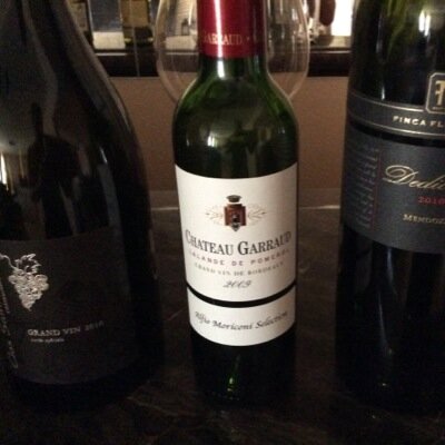 Wine Fan, Sports Enthusiast....in pursuit of tasty beverages as a hobby not to solicit followers or pester celebrities 👍