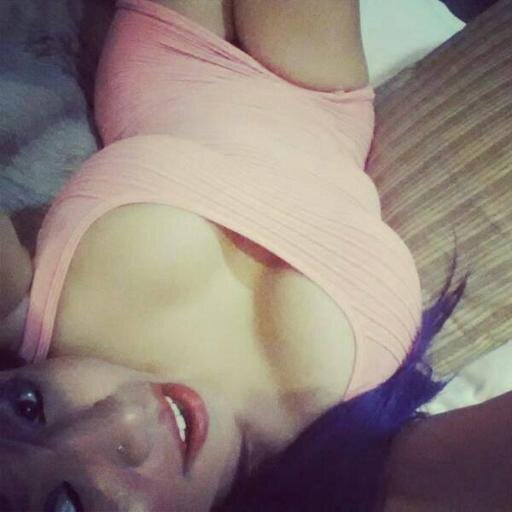 mariakl4's profile picture. I'm #camgirl 3