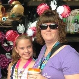 Mother to one beautiful daughter, HUGE Disney Fan, not to mention Harry Potter and Marvel Studios.