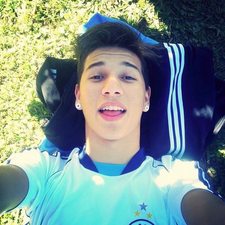 Maluco o suficiente pra gostar de mim, corajoso o suficiente pra ir até o fim. / @danimiglioli_ 