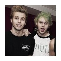 sketchymichael's profile picture. Saved by @lipstainbieber :-)