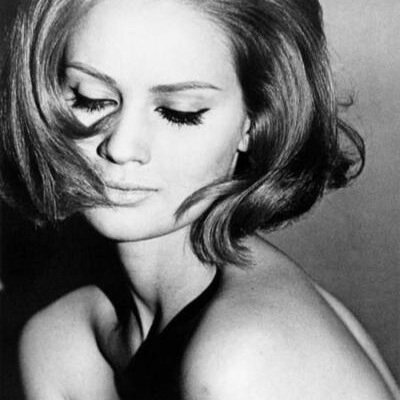 DeborahClancey's profile picture. Rain drops on a tin roof are what i love.