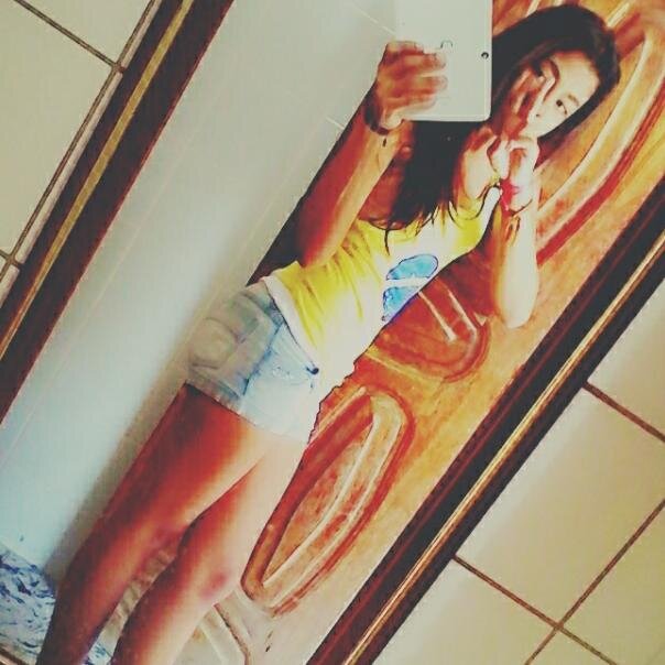 Minha mana linda, minha mana perfeita s2 Chegou na minha vida pra mudar, amiga pra todos os momentos / Via : @JuuhRms