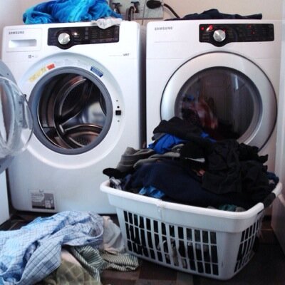 GwidtsLaundry's profile picture. yes gwidt always firgets about me .