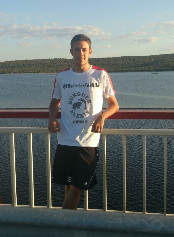 Hector Lazaro