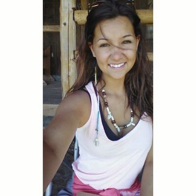 Live natural.   Tyson Richardson.                                                                                                    IG: hollyalldredge_