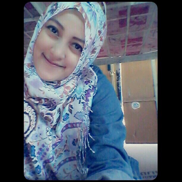 nothing special about me, i'm just simple girl :) | 141193