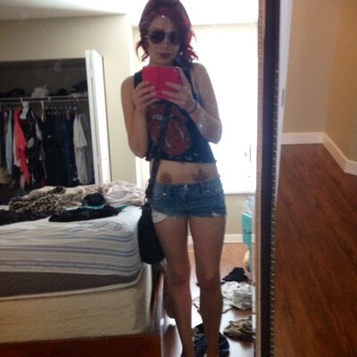 fond of chuckles, my cat and Q-tips Facebook - alysha marie dawn o'byrne Insagram alyshamariedawn