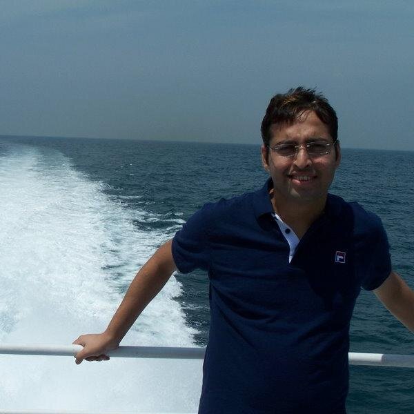 Avid Reader | Loves unconventional cinema | Indian Ocean fan | Hates Driving | S/w Professional at Xebia