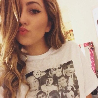 So shine bright, tonight, we're beautiful like diamonds in the sky. |rp|