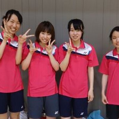 大阪府立大学バドミントン部 Pa Twitter 1回生の学年ユニフォームができあがりました みんな似合ってて可愛いです W By2 3回生女子 Http T Co Kfbt28uxoo