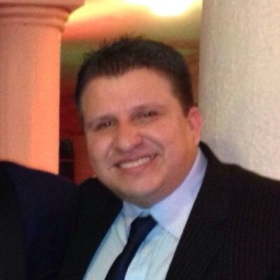 saulvacav's profile picture. Frases y pensamientos del mundo empresarial, extraidas de libros o de la propia experiencia personal, que nos ayudan a ser mejores cada dia.