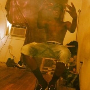 Follow me i may follow back atfer im done blowing the dake