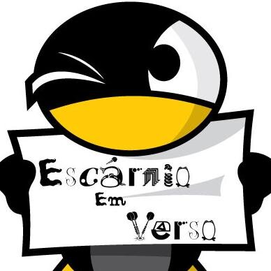 Vários amores hei de ter/Muitos poemas hei de tweetar/Aquele que estes versos não compreender /Terá 100 anos de azar.