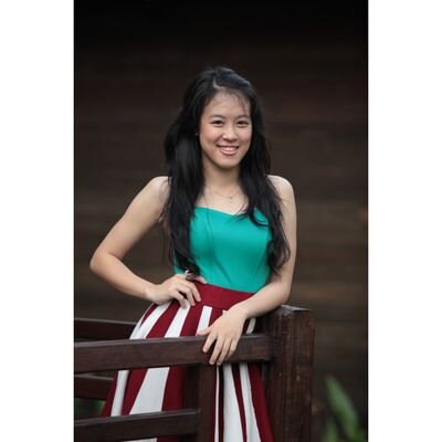 instagram: treviiia