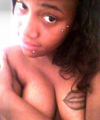 4b37018dbff94e0's profile picture. juss me & my Family❤