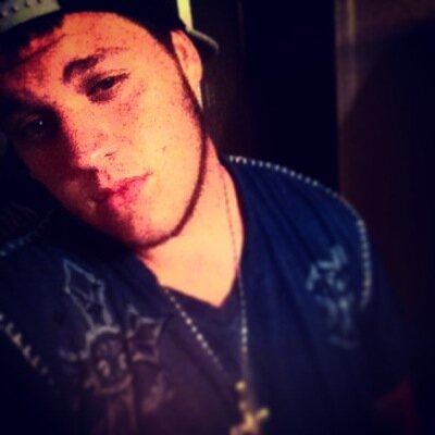 Daltonray72's profile picture. Im 18 an orange ninja haha lol. Married to @dvvri :))