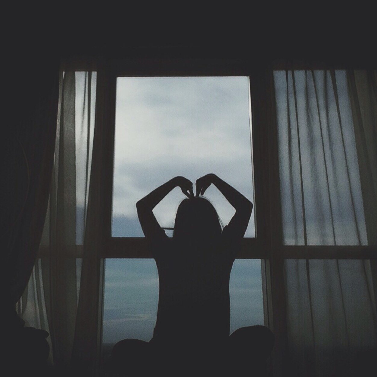 Hi there :) Call me Chau Anh :) 15 yrs old. From Viet Nam. Just an ordinary girl looks for extraordinary things! :)