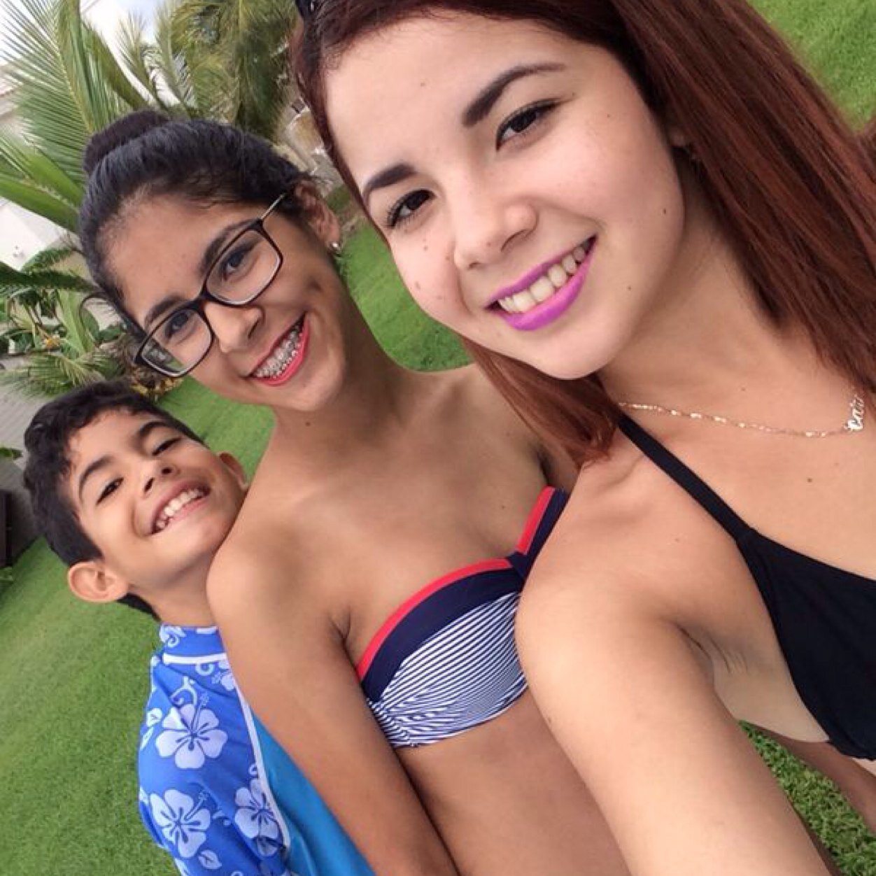 Instragram-paulagunes 
snapchat-paulagunesp
