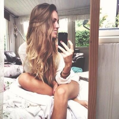 ladylovet23's profile picture. 