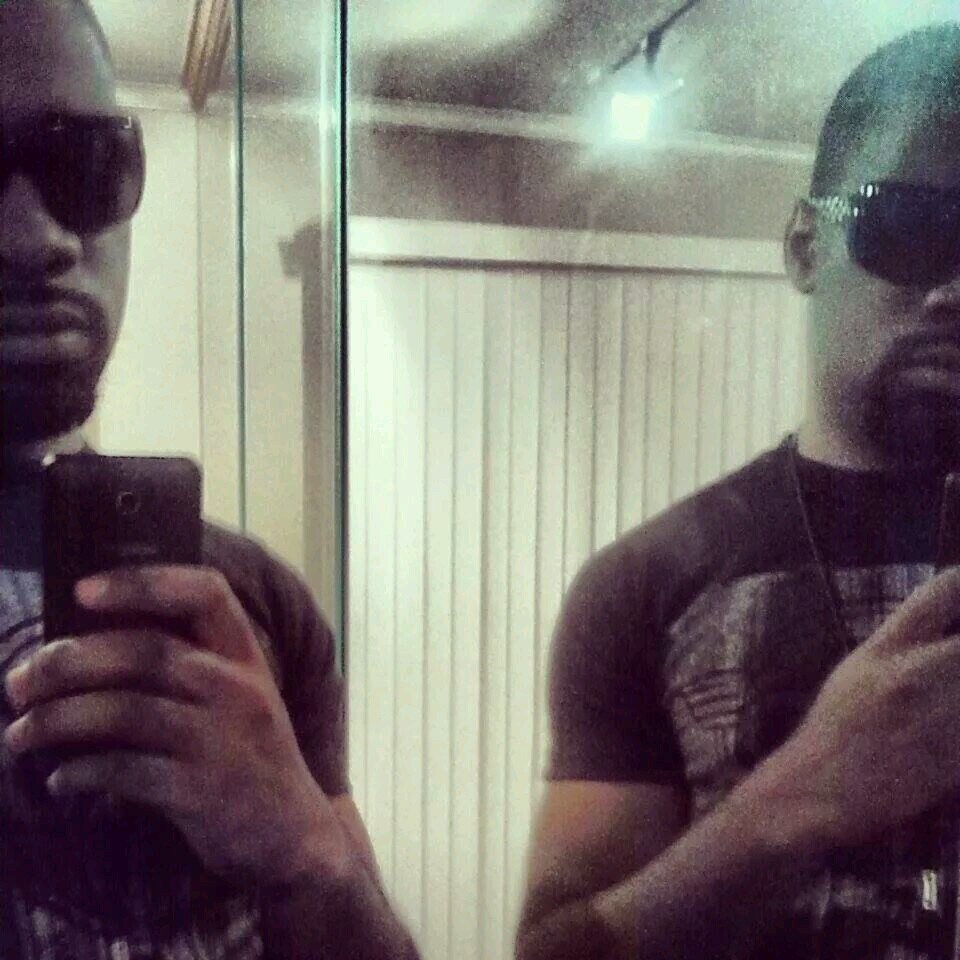 ##DjJRenegade 1CrownMafia young artist on a come up. Movie Producer and Actor. For Booking Call, (202)-910-9261.              IG saintofficial21