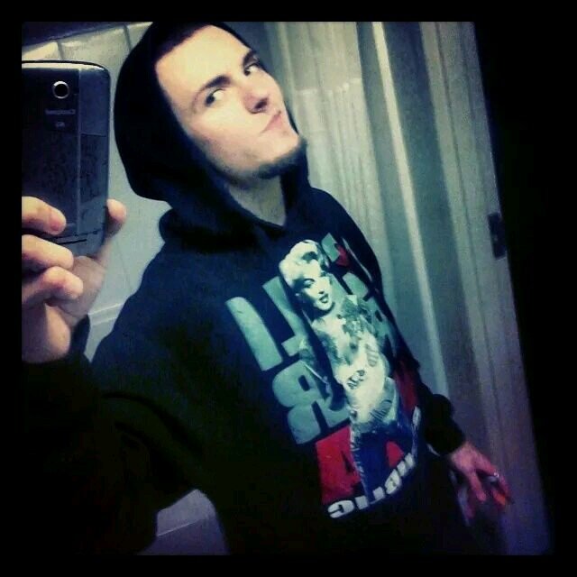 INKADDICT818's profile picture. what's goin on I'm chaz and I'm 20 years old.I'm working on becoming an apprentice at surreal limits tattoo shop in van Nuys.