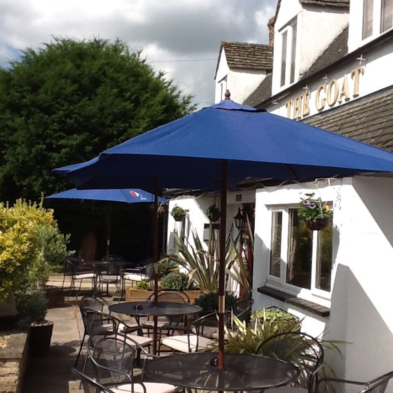 TheGoatFrognall's profile picture. Lively Pub/Restaurant. Great Food and Great Beer 7 days a week. To Book a Table Call 01778 347629.
http://t.co/ZrEVKhvugE