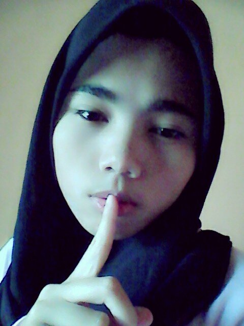 Azlin~18~FB:Nurazlin~Wechat Id~Nurazlin214
