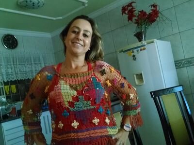Viajar. Curtir a natureza e estar sempre acompanhada de um livro.