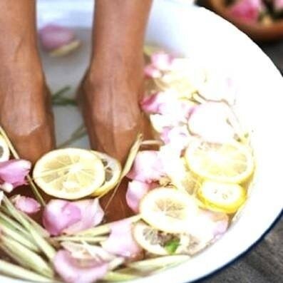 lilliesque's profile picture. 