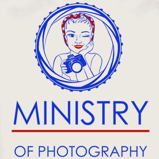 Product Photography, Lifestyle shoots & everything from Pet Portraits to Weddings! Likes a bit of variety! Lives with Nelly the Beagle.