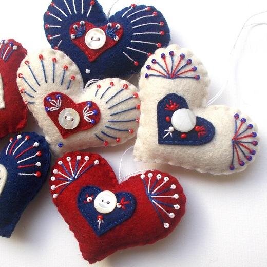 coffee_crafts's profile picture. Felt creations - like jewelries, ornaments, bookmarks, toys, etc... oh, and macrame jewelries :)