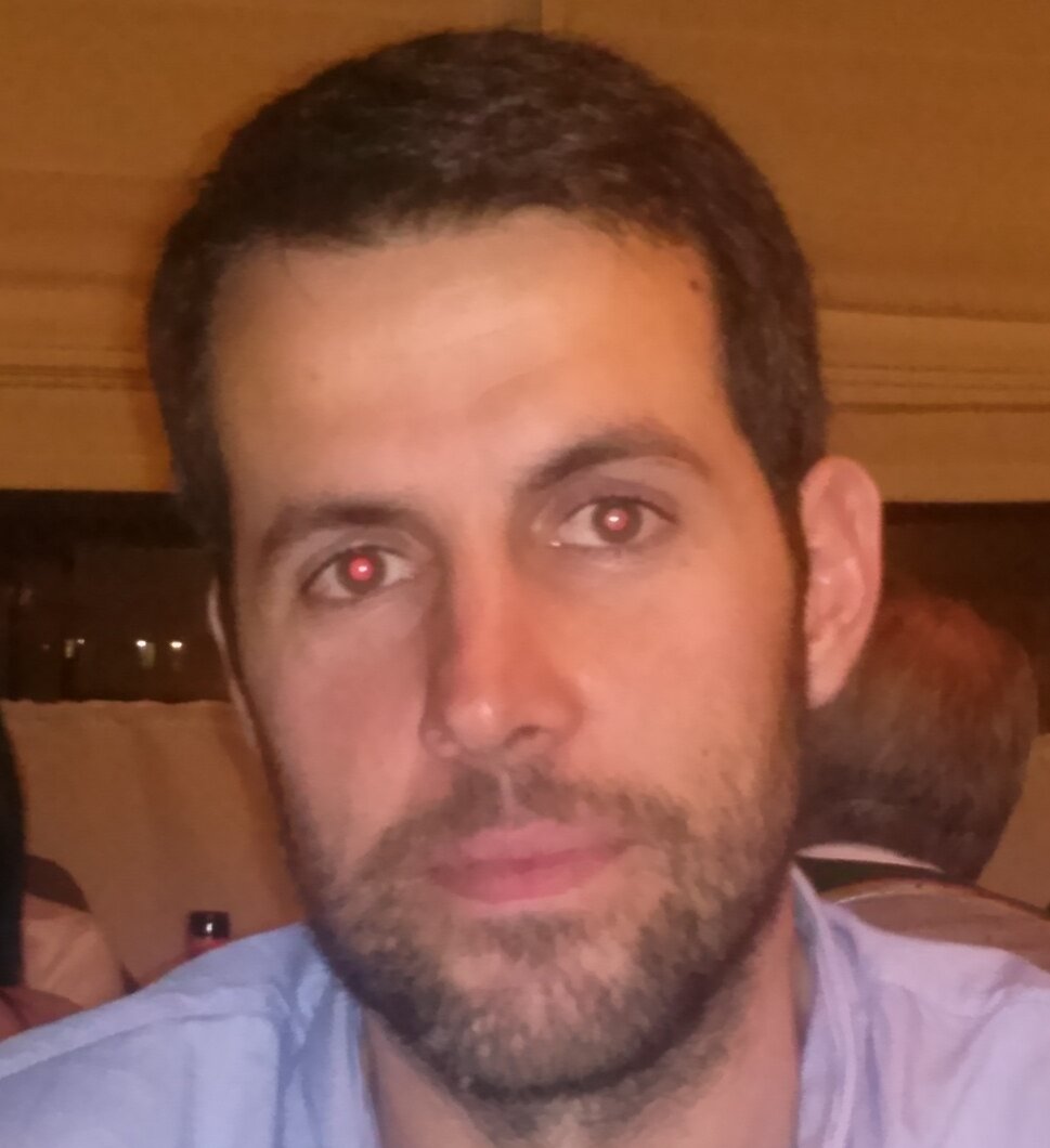 Isanfal's profile picture. Director Gerente Hospitales Quirónsalud A Coruña y Lugo. Del Atleti hasta las trancas 🔴⚪️🔴⚪️