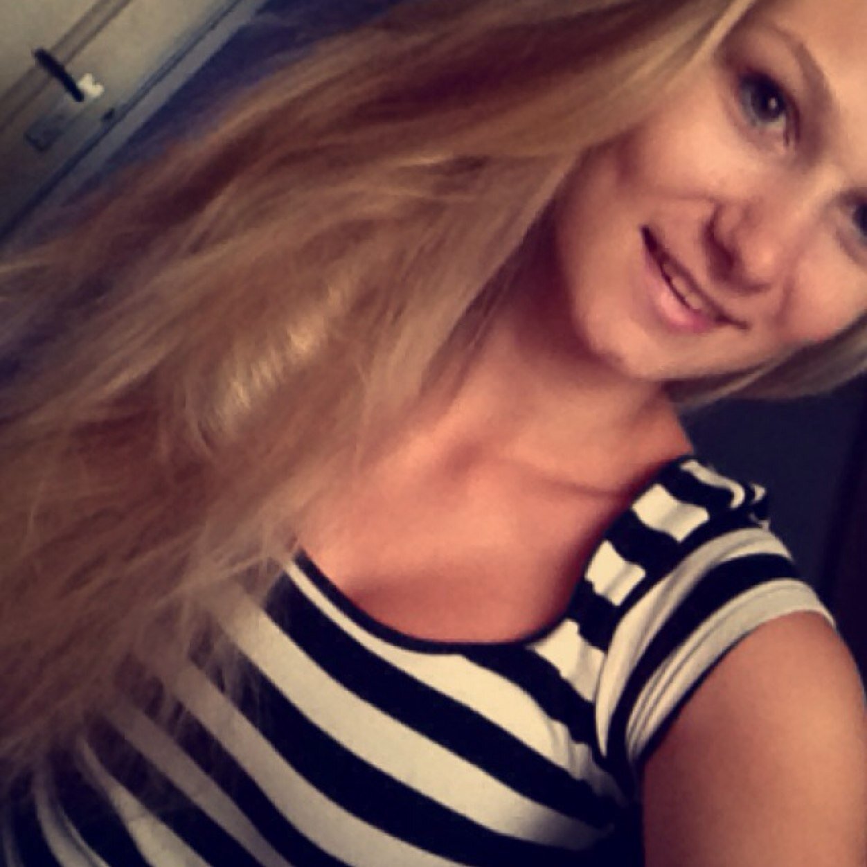 ik hou van jou kusje @jodiekex | hihi mijn beste #1 xocaroxo. | Hey lovely, you're my best hihi xLatisha | instagram @janiekxk