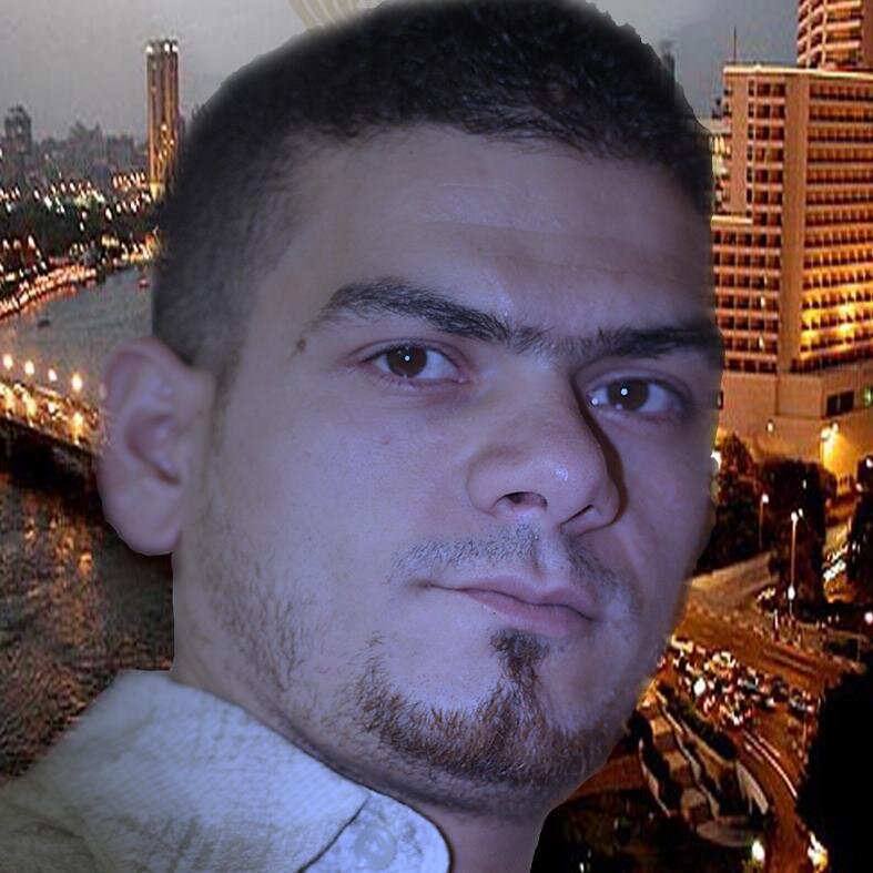ادان الفرحه راح يدن فى ميعاده لو صبرنا عليه ده ربك ده كريم جدا هتعرف بكره حكمته ايه .امامى اخر طريق هجربه.وحلم جايز افهمو .
افرحــــــــــــــــــ ولا تحزن،