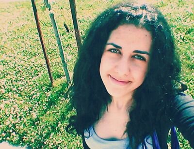 |Andreea. |Directioner|Lorde|Lana Del Rey ↔ Queen|Pluviophile| I love tea , my friends , donuts , MCDonalds:)|Second blog: http://t.co/AF3viC3w5C