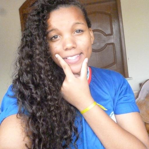 Minha Maturidade.. Supera Minha Idade, Sou simplesmente uma menina que é viciada em redes socias, meu passatempo e minha diversão'.