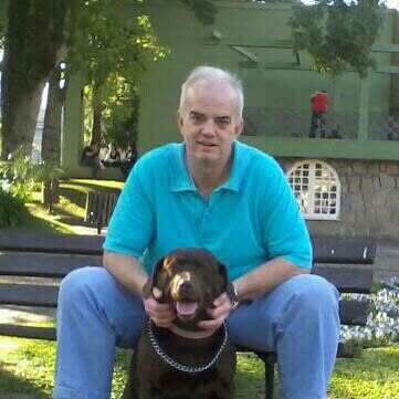 I am currently a 57 year old retired military member living in Curitiba, Paraná Brasil.