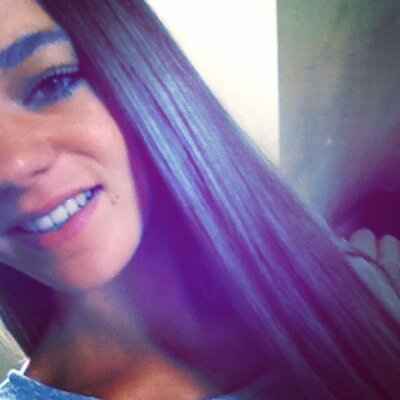 Snapchat: xlobkevoet
Instagram: lobkevoet