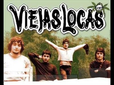 Solo frases de rock.                                                                     Argentina.       BASTA DE CULPAR A CALLEJEROS.
