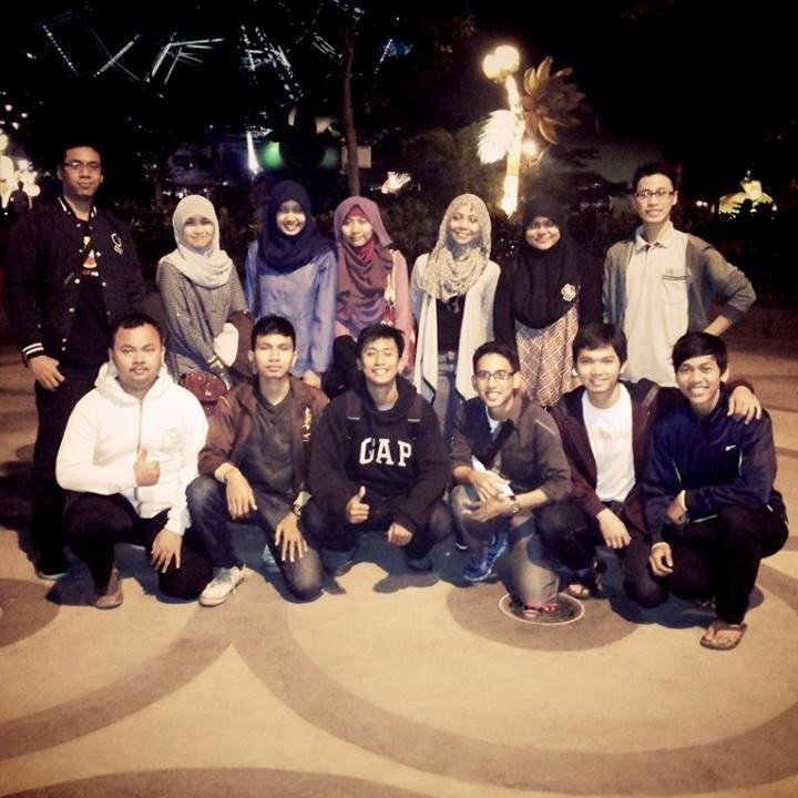 Management 2012 at Faculty of Economics and Business Brawijaya Pray&Effort&Success#PES @APOLLO5G