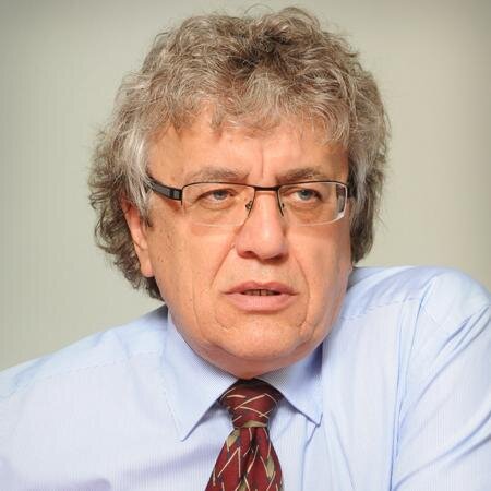 Entrepreneur, éditeur/publisher, news oriented!