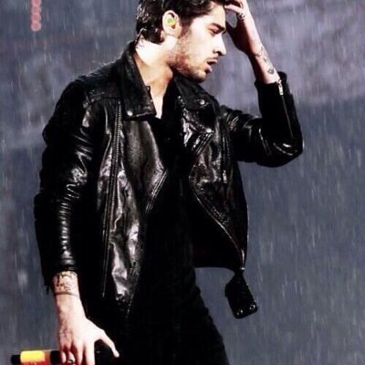 ask for a follow back on @raybanzouis